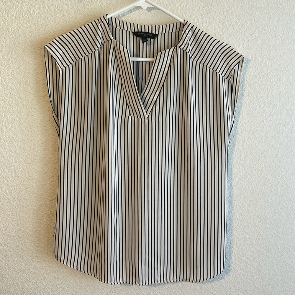 Banana Republic Top